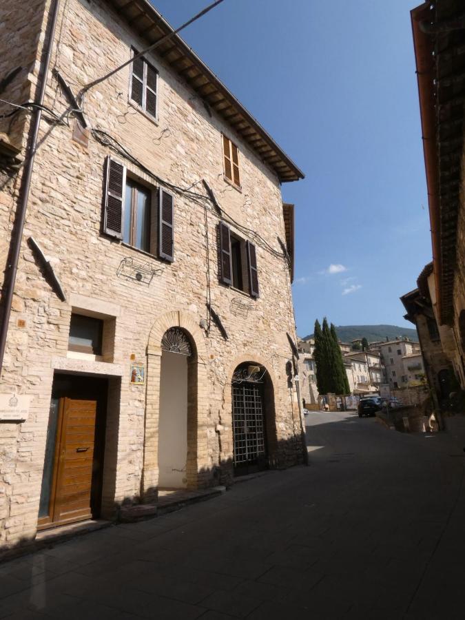Scappo In Umbria, La Casa Di Eude Apartment อัสซิซี ภายนอก รูปภาพ